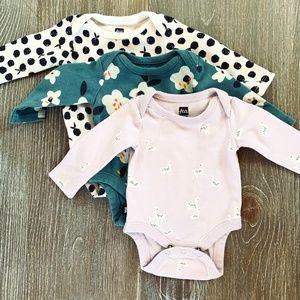 Tea Collection newborn onesie lot